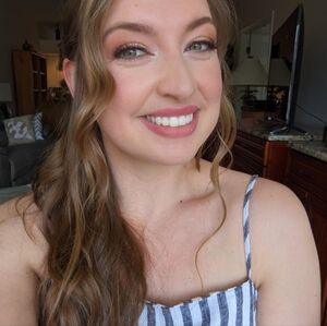 ❤️ for my Live Show! Meet your Posh Ambassador II, Natalie!